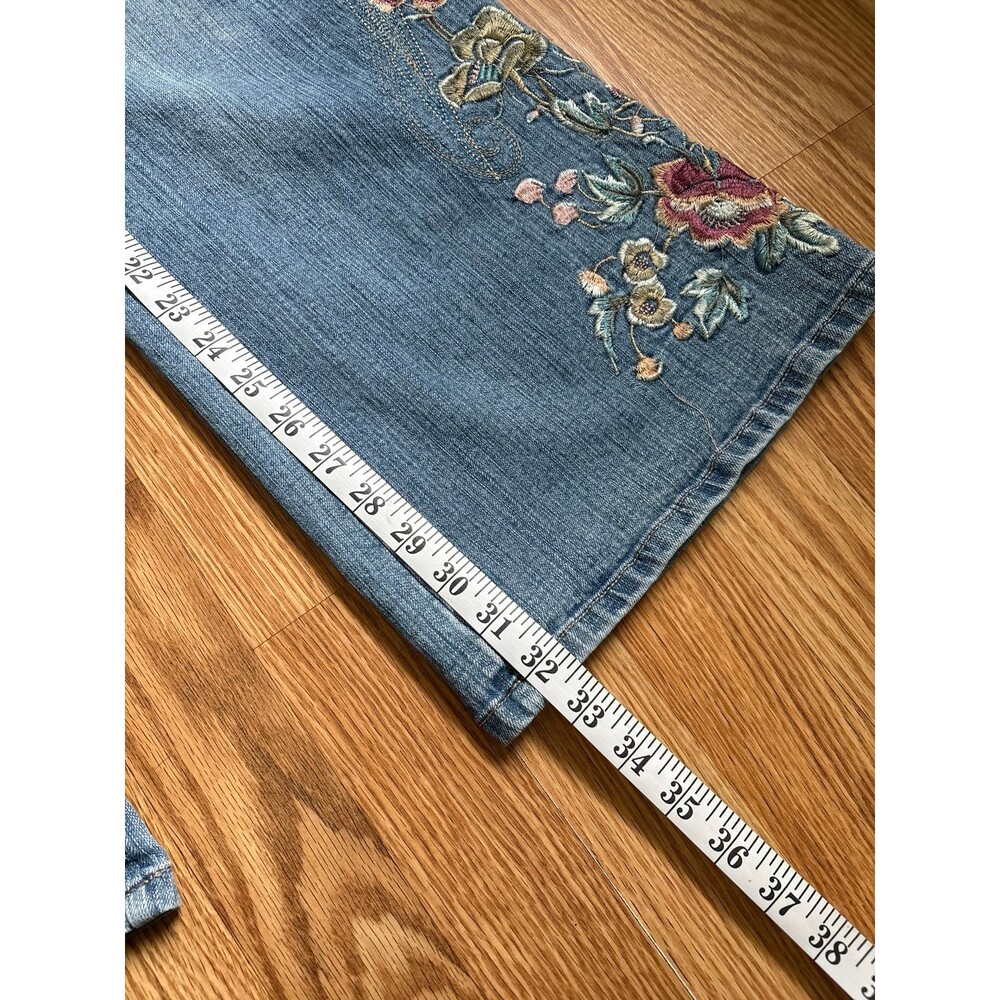 Embroidered jeans womans flair wide leg used belt buckles floral pastel flowers - Picture 6 of 9